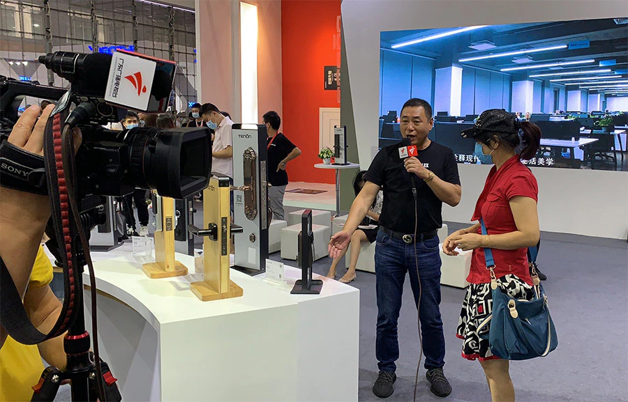 紫珺保再获殊荣，燃爆中国建博会